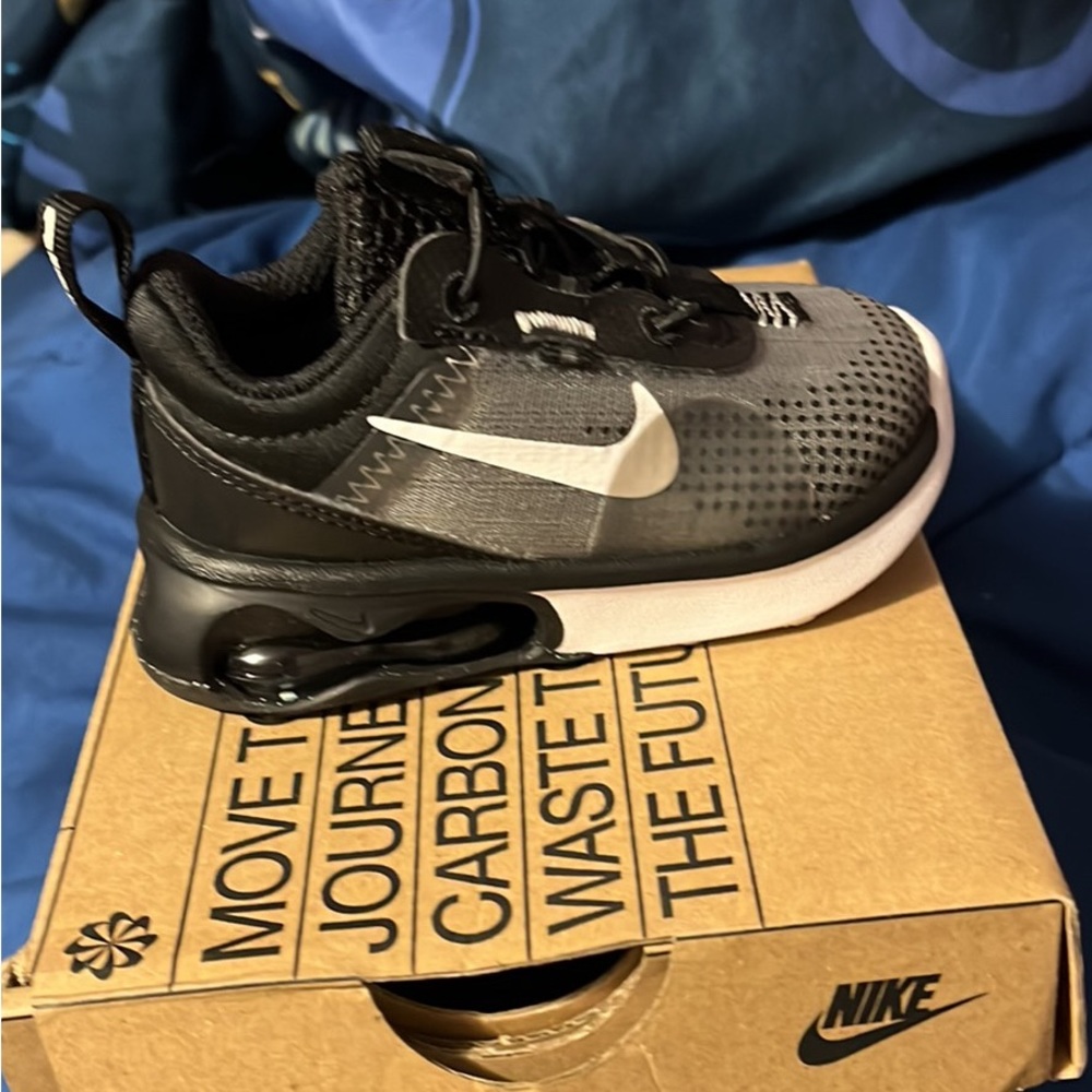Kids Nike air max size 4c
